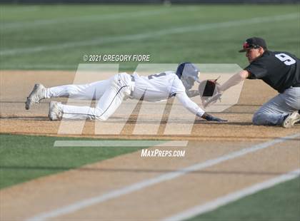 Thumbnail 3 in Harvard-Westlake @ Notre Dame (SO) photogallery.