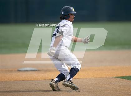 Thumbnail 3 in Harvard-Westlake @ Notre Dame (SO) photogallery.