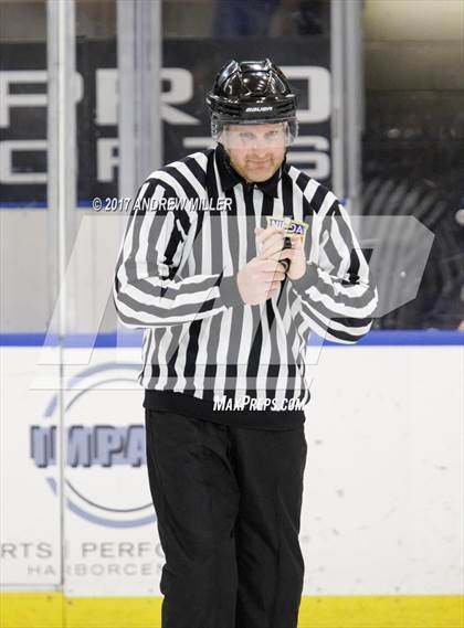 Thumbnail 2 in Brockport vs. Pelham Memorial (NYSPHSAA Division 2 Semifinal) photogallery.