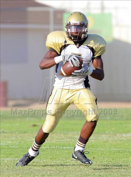 Thumbnail 1 in Serra @ Kearny photogallery.
