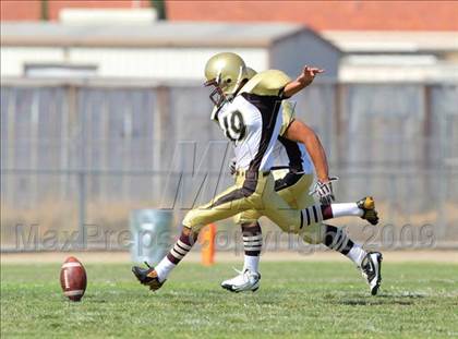 Thumbnail 2 in Serra @ Kearny photogallery.