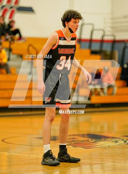Thumbnail 3 in Woodside vs Valley (4C's Christmas Classic) photogallery.