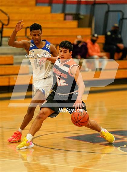 Thumbnail 3 in Woodside vs Valley (4C's Christmas Classic) photogallery.