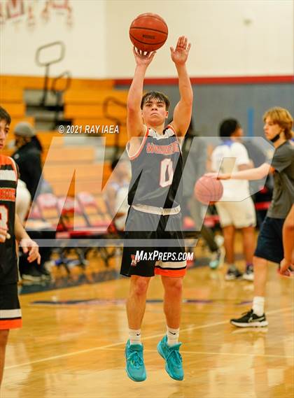 Thumbnail 2 in Woodside vs Valley (4C's Christmas Classic) photogallery.