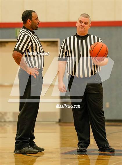 Thumbnail 3 in Woodside vs Valley (4C's Christmas Classic) photogallery.