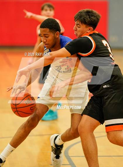Thumbnail 1 in Woodside vs Valley (4C's Christmas Classic) photogallery.