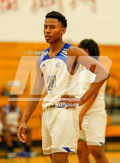 Thumbnail 2 in Woodside vs Valley (4C's Christmas Classic) photogallery.