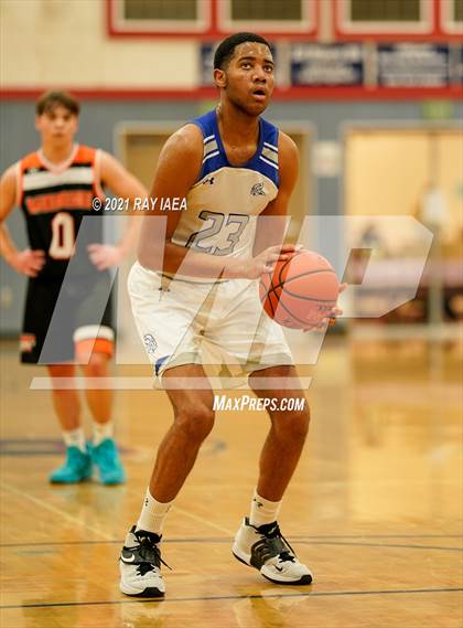 Thumbnail 1 in Woodside vs Valley (4C's Christmas Classic) photogallery.