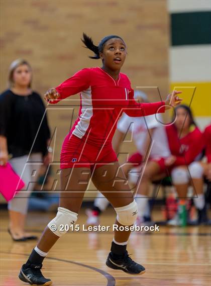 Thumbnail 2 in Taft vs Holmes Freshman photogallery.