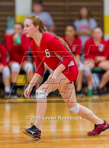 Thumbnail 2 in Taft vs Holmes Freshman photogallery.