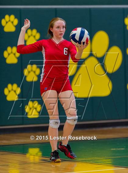 Thumbnail 2 in Taft vs Holmes Freshman photogallery.
