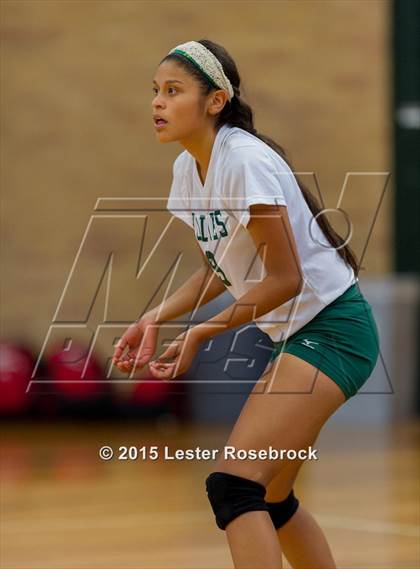 Thumbnail 1 in Taft vs Holmes Freshman photogallery.