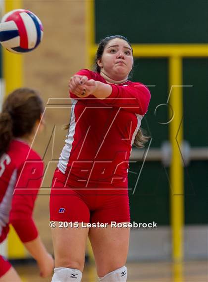 Thumbnail 1 in Taft vs Holmes Freshman photogallery.
