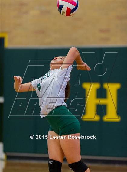 Thumbnail 2 in Taft vs Holmes Freshman photogallery.