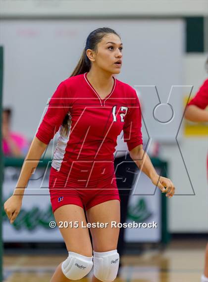 Thumbnail 3 in Taft vs Holmes Freshman photogallery.