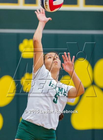 Thumbnail 3 in Taft vs Holmes Freshman photogallery.