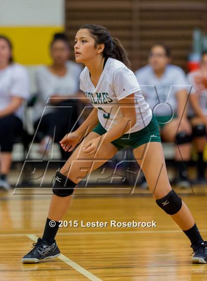Thumbnail 2 in Taft vs Holmes Freshman photogallery.