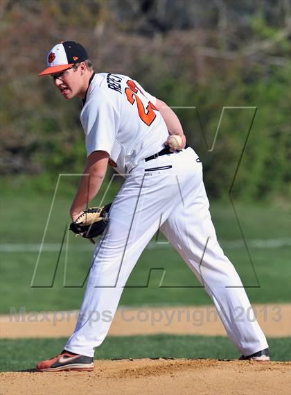 Thumbnail 3 in Mamaroneck @ White Plains photogallery.