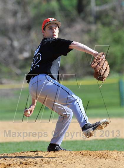 Thumbnail 3 in Mamaroneck @ White Plains photogallery.