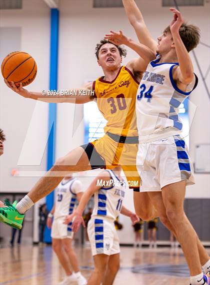 Thumbnail 3 in West Ridge vs Science Hill photogallery.