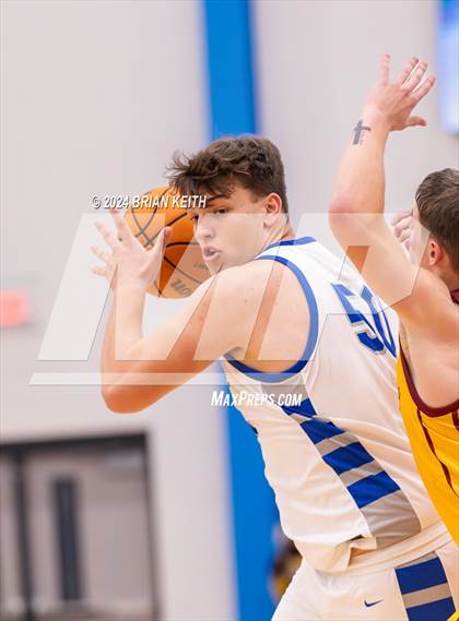 Thumbnail 2 in West Ridge vs Science Hill photogallery.
