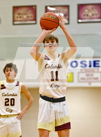 Thumbnail 1 in Fort Wayne Concordia Lutheran vs. Columbia City photogallery.