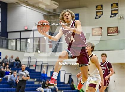 Thumbnail 2 in Fort Wayne Concordia Lutheran vs. Columbia City photogallery.