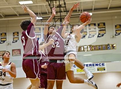 Thumbnail 3 in Fort Wayne Concordia Lutheran vs. Columbia City photogallery.