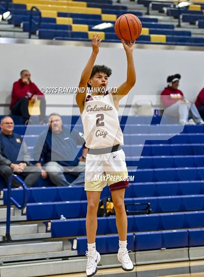 Thumbnail 3 in Fort Wayne Concordia Lutheran vs. Columbia City photogallery.