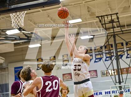 Thumbnail 3 in Fort Wayne Concordia Lutheran vs. Columbia City photogallery.