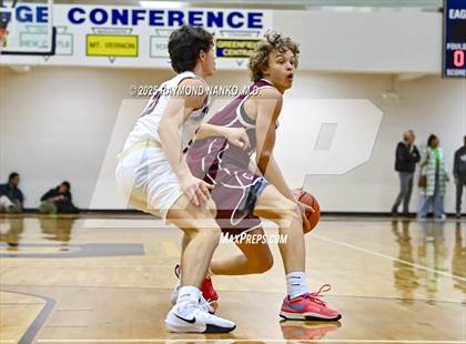 Thumbnail 2 in Fort Wayne Concordia Lutheran vs. Columbia City photogallery.