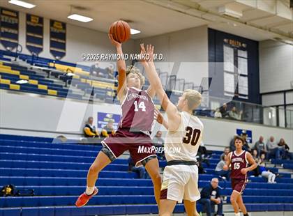 Thumbnail 3 in Fort Wayne Concordia Lutheran vs. Columbia City photogallery.