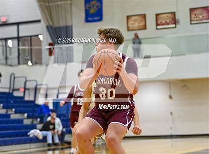Thumbnail 1 in Fort Wayne Concordia Lutheran vs. Columbia City photogallery.