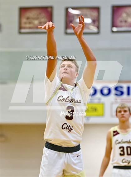Thumbnail 2 in Fort Wayne Concordia Lutheran vs. Columbia City photogallery.