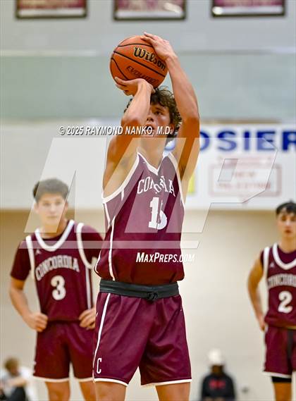 Thumbnail 3 in Fort Wayne Concordia Lutheran vs. Columbia City photogallery.