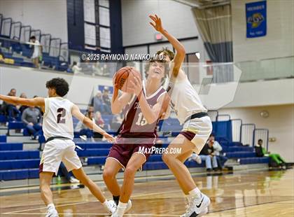 Thumbnail 3 in Fort Wayne Concordia Lutheran vs. Columbia City photogallery.