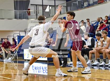 Thumbnail 1 in Fort Wayne Concordia Lutheran vs. Columbia City photogallery.