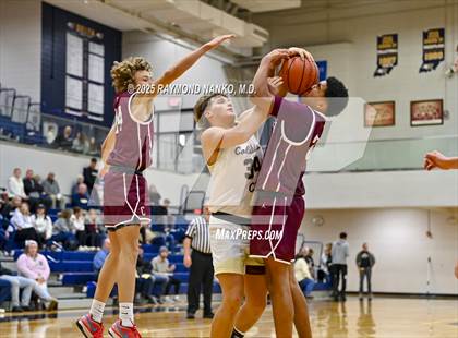 Thumbnail 3 in Fort Wayne Concordia Lutheran vs. Columbia City photogallery.
