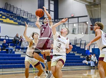 Thumbnail 2 in Fort Wayne Concordia Lutheran vs. Columbia City photogallery.