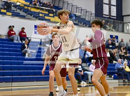 Thumbnail 3 in Fort Wayne Concordia Lutheran vs. Columbia City photogallery.