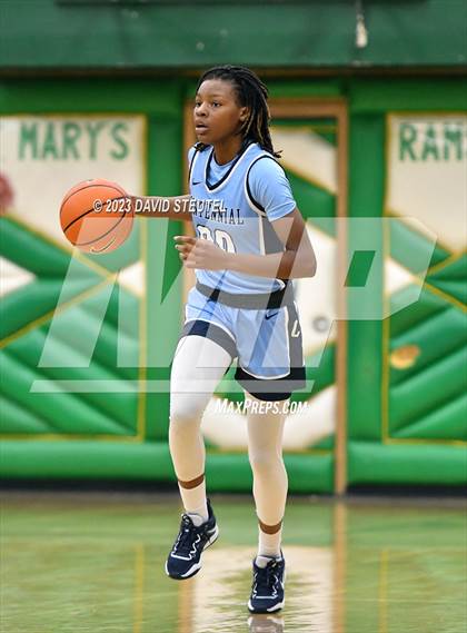 Thumbnail 2 in Centennial vs. St. Mary's (St. Mary's Stockton MLK Showcase) photogallery.