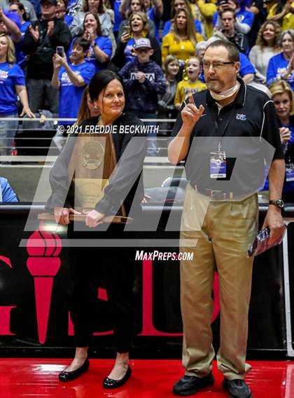 Thumbnail 2 in Veribest vs. Blum (UIL Volleyball 1A Semi-Finals)  photogallery.