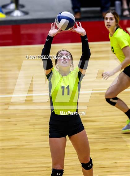 Thumbnail 2 in Veribest vs. Blum (UIL Volleyball 1A Semi-Finals)  photogallery.