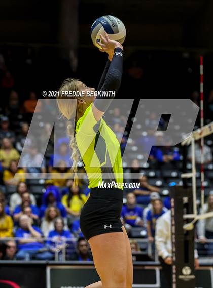 Thumbnail 3 in Veribest vs. Blum (UIL Volleyball 1A Semi-Finals)  photogallery.