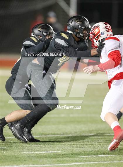 Thumbnail 2 in Pleasant Grove vs. Melissa (UIL 4A D2 Quarterfinal)  photogallery.