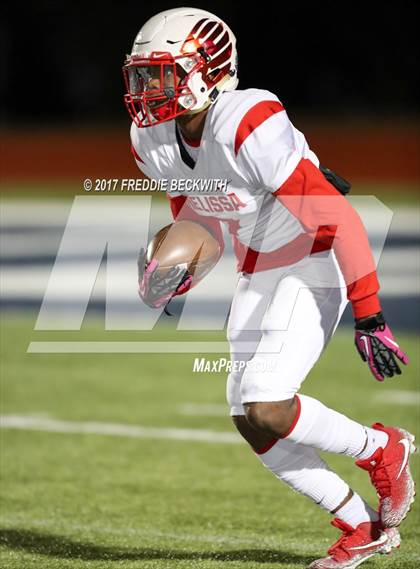 Thumbnail 2 in Pleasant Grove vs. Melissa (UIL 4A D2 Quarterfinal)  photogallery.