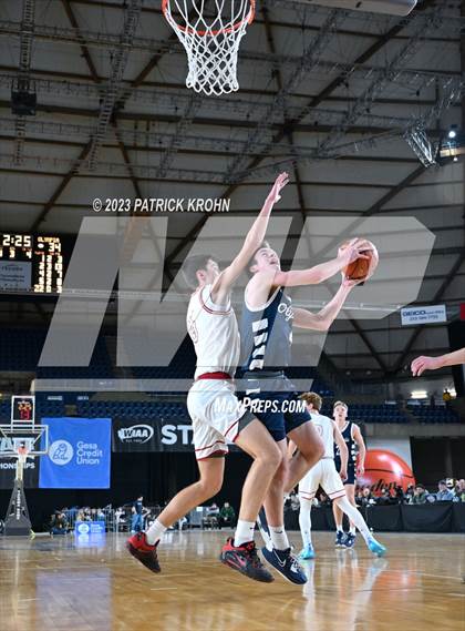 Thumbnail 1 in Olympia vs. Mount Si (WIAA 4A Semifinal) photogallery.