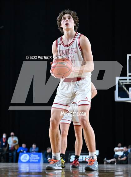 Thumbnail 3 in Olympia vs. Mount Si (WIAA 4A Semifinal) photogallery.
