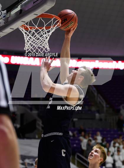 Thumbnail 1 in Olympus vs. Corner Canyon (UHSAA 5A Semifinal) photogallery.