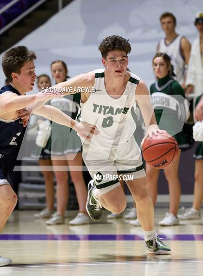 Thumbnail 1 in Olympus vs. Corner Canyon (UHSAA 5A Semifinal) photogallery.